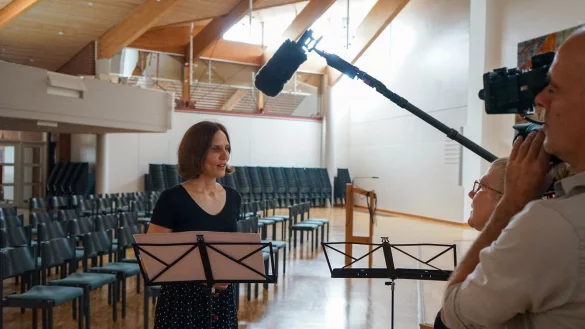 Ein Fernsehteam des ZDF hat einen Film &uuml;ber die Sopranistin Miriam Ludewig gedreht. - &copy; Igor Oster