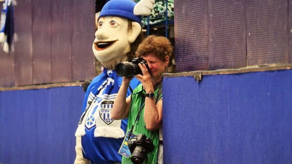 Dr. Marietta Ehret bei der Arbeit. - &copy; J&ouml;rg Hagemann