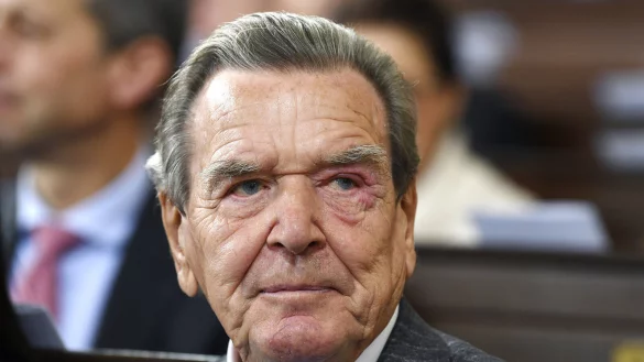 Der ehemalige deutsche Bundeskanzler Gerhard Schr&ouml;der. - &copy; Gregor Fischer