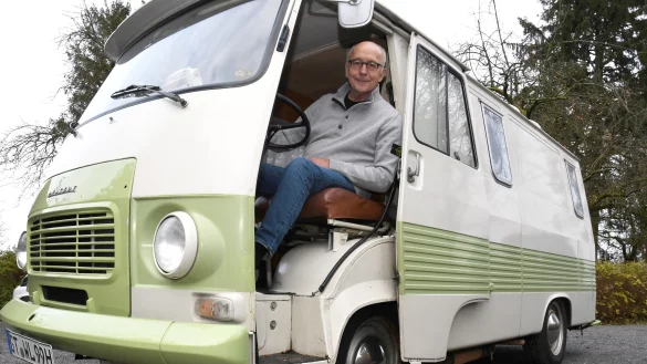 Von der Feuerwehr bis zum Schweinetransporter - der Peugeot J7 war in Frankreich ein verbreiteter Alltagsgehilfe. - &copy; Jonas Damme