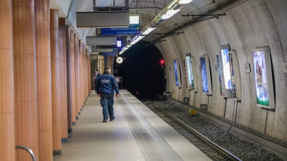 Die Gewerkschaft Verdi hat für Freitag zu Warnstreiks im Nahverkehr aufgerufen. - © Andreas Zobe