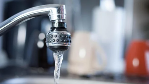 Ungew&ouml;hnlich h&auml;ufig wurden in den vergangenen Monaten Verkeimungen im Trinkwasser festgestellt. Fachleute machen geologische Ver&auml;nderungen, ausgel&ouml;st durch den Klimawandel, daf&uuml;r verantwortlich. - &copy; Pixabay/Symbolbild