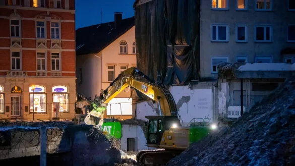 Die Arbeiten auf der Baustelle am Hornschen Tor sind so gut wie abgeschlossen. Nur im Kellergeschoss müssen noch einige Restarbeiten erledigt werden. - © Raphael Bartling