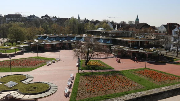 Das Kurgastzentrum beherbergt aktuell auch die B&uuml;ros des Verwaltungsvorstands der Stadt mit dem B&uuml;rgermeister an der Spitze. Grund ist der Umbau des Rathauses. - &copy; Alexandra Schaller