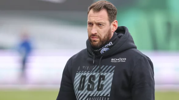 Arminia-Trainer Mitch Kniat konnte der Niederlage in M&uuml;nster im Nachgang doch noch einige positive Aspekte abgewinnen. - &copy; Oliver Krato