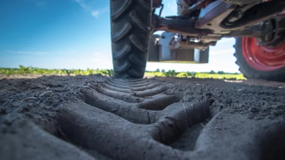 In Ruensiek ist es am Donnerstagabend zu einem schweren Unfall mit einem Trecker gekommen. Das Bild ist ein Symbolfoto. - &copy; Pixabay