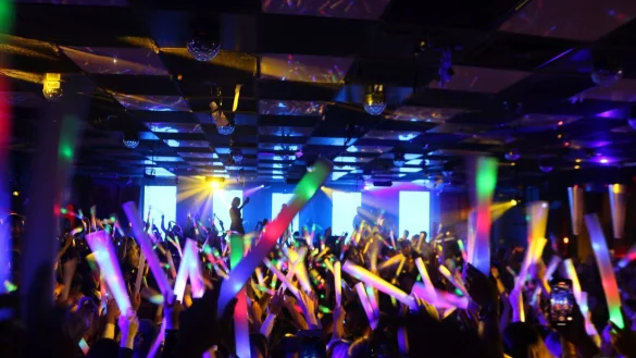 Um 0.30 Uhr erkl&auml;rte der Club den Abend mit einem Grand Opening offiziell f&uuml;r er&ouml;ffnet. - &copy; Lara Hus