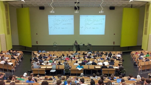 Das bedingungslose Grundeinkommen soll M&ouml;glichkeiten zur Weiterbildung bieten. - &copy; Pixabay (Symbolfoto)