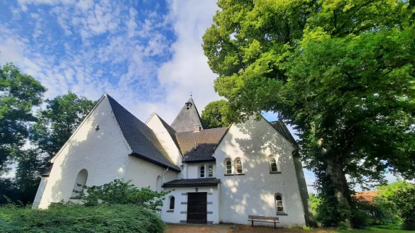 Die evangelische Kirche in Bad Meinberg. - &copy; Michaela Wei&szlig;e