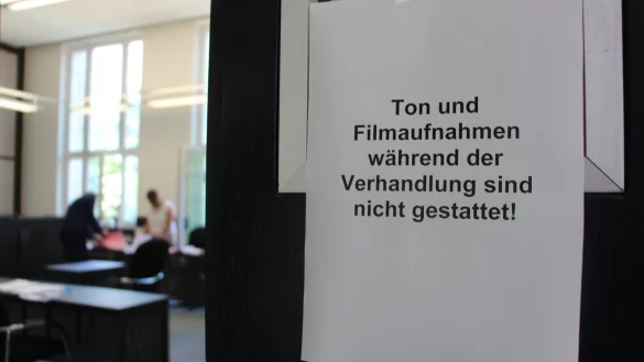 Weshalb musste eine Zwölfjährige im Klinikum Lippe sterben? Diese Fragen sollen nun zwei Strafverfahren vor dem Amtsgericht Detmold klären. Insgesamt müssen sich vier Schwestern und der behandelnde Arzt verantworten. - © Janet König