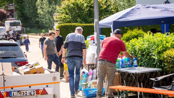 Nach dem Unwetter und dem Hochwasser in Kl&uuml;t sind eine ganze Reihe der Anwohner auf Spenden angewiesen. Ein Gremium mit Vertretern der B&uuml;rgerstiftung, der Stadt, dem Ortsverein Ganz Kl&uuml;t und der Landeskirche will in K&uuml;rze &uuml;ber die Verteilung der gesammelten Gelder entscheiden. - &copy; Archivfoto: Raphael Bartling