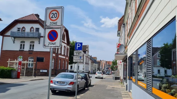 Ziemlich viel Stillstand: Eine St&ouml;rung bei der Telekom hat Teile der Heutorstra&szlig;e und der Hagenstra&szlig;e vom Netz abgeschnitten. - &copy; Marianne Schwarzer