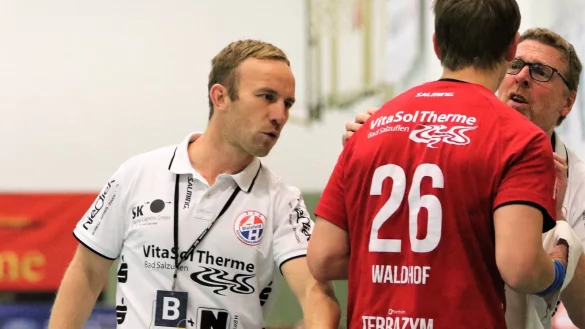 Hier noch im Poloshirt der TSG Altenhagen-Heepen: Der damalige Drittliga-Trainer Leif Anton &uuml;bernimmt eine neue Funktion bei der HSG Blomberg-Lippe. - &copy; Oliver K&ouml;nig