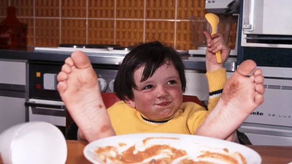 So nicht: Immer mehr Wirte und Hoteliers lassen nur noch Erwachsene rein. Allerdings richtet sich die Ma&szlig;nahme eigentlich nicht gegen Kinder, sondern gegen die Erziehungsmethoden der Eltern. - &copy; picture alliance / Oscar Poss