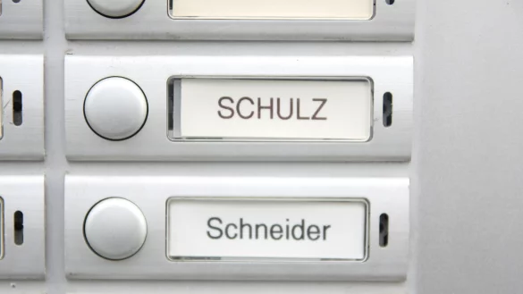 Die Gr&uuml;nen schlagen vor, dass Ehepartner aus ihren Nachnamen einen Mischnamen machen k&ouml;nnen. - &copy; Philipp Brandst&auml;dter