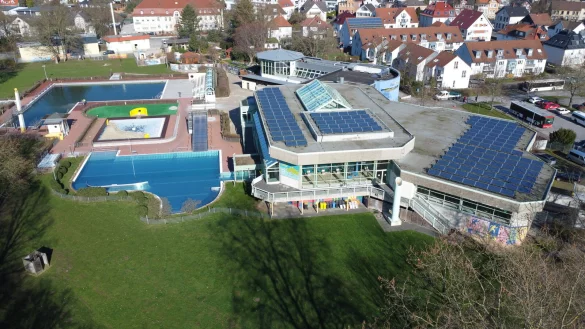 Das Eau-Le aus der Vogelperspektive. Hier sind die Einschr&auml;nkungen aufgrund der Energiekrise derzeit noch am deutlichsten zu sp&uuml;ren. - &copy; Nicole Ellerbrake