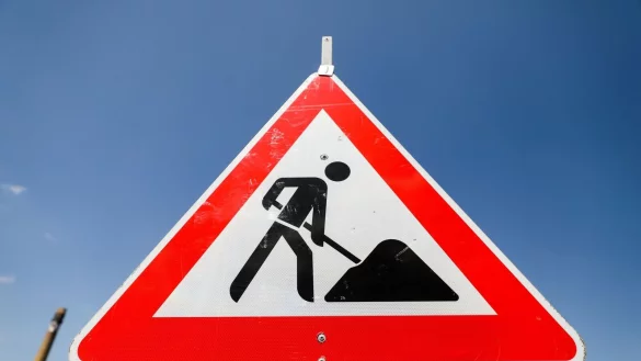 Grundst&uuml;ckseigent&uuml;mer in Nordrhein-Westfalen sollen bald deutlich l&auml;nger als bisher an Erschlie&szlig;ungsbeitr&auml;gen f&uuml;r fertiggestellte Stra&szlig;en und andere Infrastruktur herangezogen werden k&ouml;nnen. - &copy; Jan Woitas