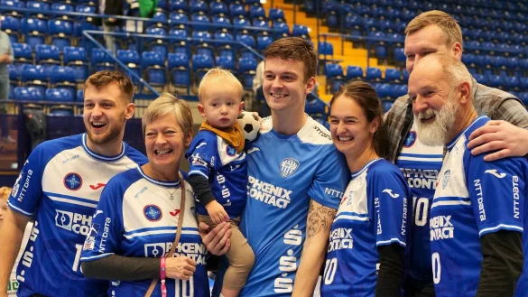 Emil Buhl Laerke (Mitte) und sein famili&auml;rer Fanklub wird auch in Flensburg die Daumen dr&uuml;cken. Foto: J&ouml;rg Hagemann - &copy; J&ouml;rg Hagemann