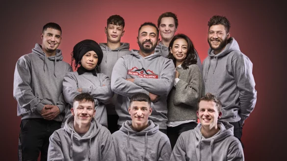 Halil Duran (Mitte) startet zusammen mit seinem Team ein Pilotprojekt. - &copy; Joerg Siemers