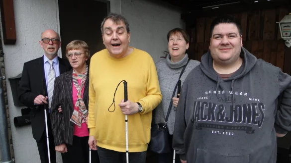 Sie organisieren das Veranstaltungsprogramm f&uuml;r den Blinden- und Sehbehindertenverein (BSV). Von links: Volker Brzezinkski, Danuta Feierabend, Bernhard Herrmann, Angelika Wohlgemuth und Merludin Useinoski. (Foto: Hajo G&auml;rtner) - &copy; Hajo G&auml;rtner