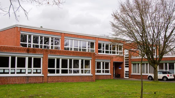 Ab 2025 rechnet die Detmolder Schulverwaltung mit 250 Schülerinnen und Schülern, die an der Gustav-Heinemann-Schule lernen - doch es fehlen Räume. - © Raphael Bartling