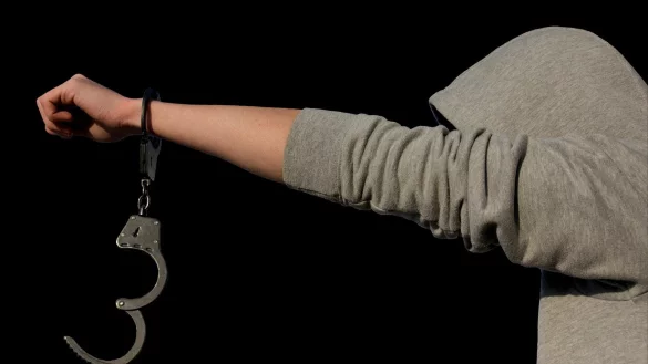 Die Gewalt- und Straftaten einer Gruppe Jugendlicher sind in Bad Oeynhausen ein Problem. - © Symbolbild: Pixabay