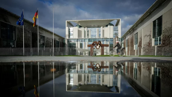 Das Bundeskanzleramt, wo die Spitzenvertreter von SPD, B&uuml;ndnis 90/Die Gr&uuml;nen und FDP und beraten haben. - &copy; Kay Nietfeld