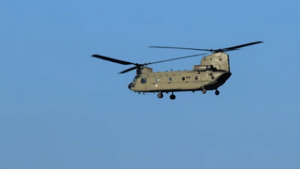 Mehrere Milit&auml;rhubschrauber, &auml;hnlich wie dieser, sind am Mittwoch &uuml;ber dem Kreis Herford zu sehen. - &copy; (Archivbild): David Schellenberg