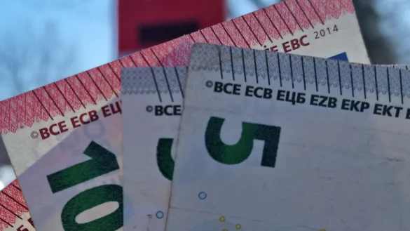 Beinahe wäre eine Seniorin aus Bielefeld Betrügern auf den Leim gegangen. Doch ein Polizist aus Lippe bewahrte sie vor dem großen Fehler. - © CAROLIN BROKMANN-FÖRSTER