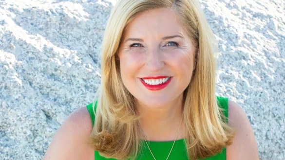 Nelly Kostadinova hat ein großes Unternehmen aufgebaut und es verkauft. In ihrem neuen Buch "Der Weg zum besten Ich" beschreibt sie, wie man zu mehr Charisma kommt und so erfolgreicher und zufriedener wird. - © Fotorechte: Nelly Kostadinova