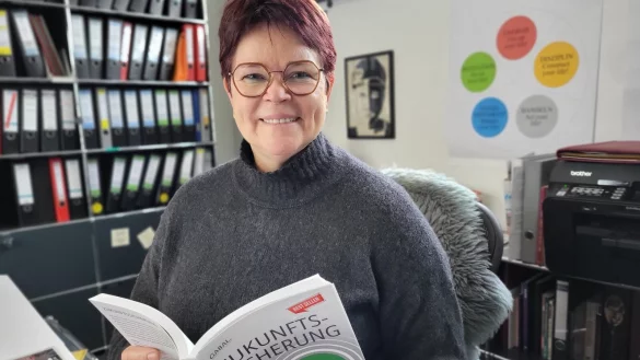 In dem Sammelband "Zukunftssicherung" hat Dr. Manuela Kramp einen Beitrag zur Zukunftsf&auml;higkeit der Generationen verfasst. - &copy; Freya K&ouml;hring