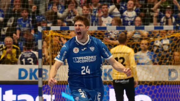 Lukas Zerbe machte viel Dampf beim 31:28 &uuml;ber den Bergischen HC. - &copy; J&ouml;rg Hagemann