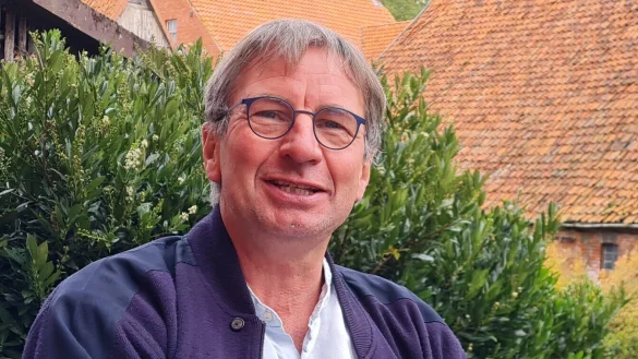 Holger Postma ist Superintendent der Klasse Ost in der Lippischen Landeskirche. Er ist davon &uuml;berzeugt, dass das Gottesdienstwesen sich &auml;ndern muss. - &copy; Marianne Schwarzer