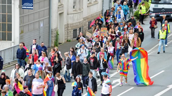 Der "Christopher Street Day" bringt Farbe in die Stadt. - &copy; Nicole Ellerbrake