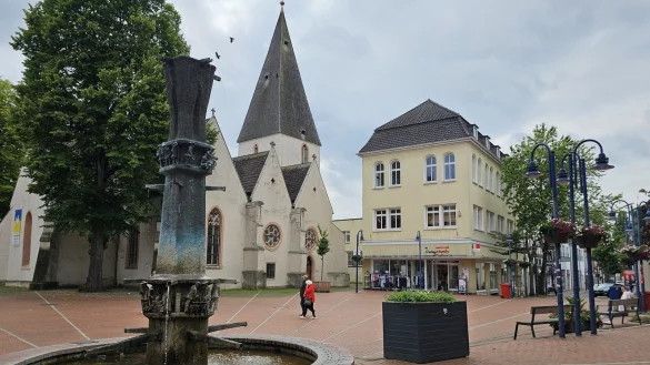 Eine gro&szlig;e Investition steht in Lage an - die Sanierung des Marktplatzes. Das ist Bestandteil des Innerst&auml;dtischen Entwicklungskonzeptes und beschlossene Sache. - &copy; Astrid Sewing