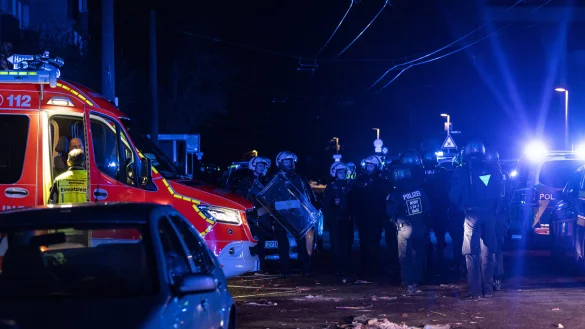 In Solingen musste die Polizei gegen B&ouml;llerwerfer vorgehen. - &copy; Christoph Reichwein