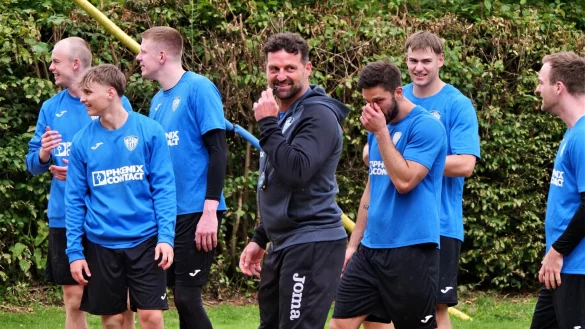 Nah an der Mannschaft: So fühlt sich Florian Kehrmann am wohlsten. - © Jörg Hagemann