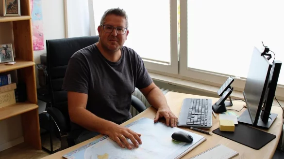 Christoph Hanke hat lange als Hausarzt in Humfeld gearbeitet, ist vor gut zwei Jahren aber in die Praxis seines Bruders gewechselt. - © Lorraine Brinkmann