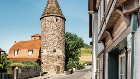 Der Wehrturm am Br&uuml;ckentor. - &copy; Stadt L&uuml;gde