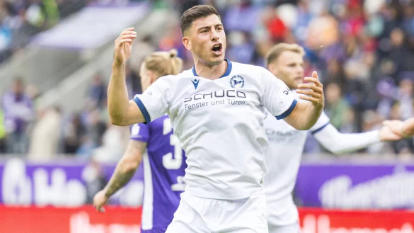 Stefano Russo, Neuzugang von Viktoria Köln, hat in Aue per Freistoß für Arminia getroffen. - © IMAGO/Jan Huebner