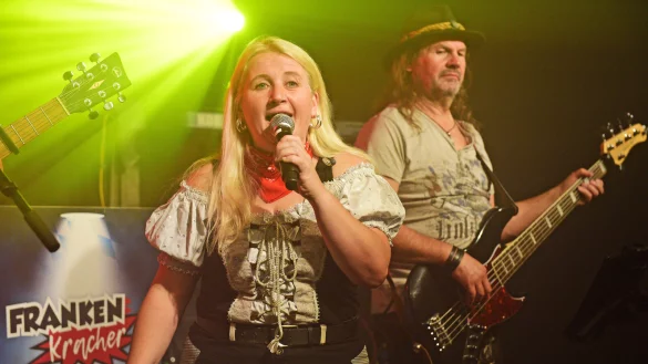 Beim Oktoberfest der Bad Meinberger Sch&uuml;tzen herrschte ausgelassene Stimmung. - &copy; Nicole Ellerbrake