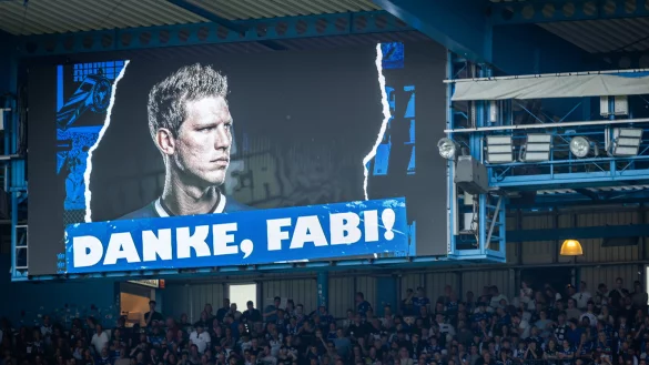 Am 12. Oktober kehrt Fabian Klos anl&auml;sslich seines Abschiedsspiels in die Sch&uuml;co-Arena zur&uuml;ck. - &copy; Sarah Jonek Fotografie