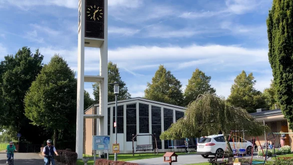 Der Kirchenkomplex in Ahmsen ist jetzt ein Denkmal. - © Thomas Reineke