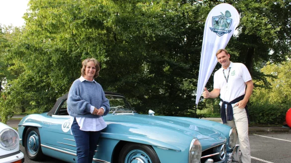 LZ-Gewinnerin Martina Marx und "Hermann-Classics"-Veranstalter Matthias Girlich. - &copy; Nico D&uuml;llmann