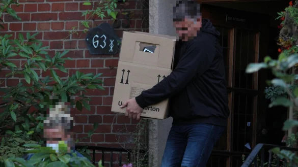 Bei der Durchsuchung in Porta Westfalica im Rahmen des Verbotes der "Artgemeinschaft" fanden die Beamten NS-Material. - © Lukas Brekenkamp