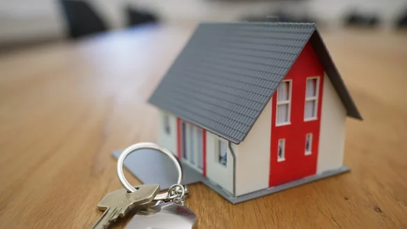 Diese H&auml;user werden im Oktober in Lippe zwangsversteigert. - &copy; Symbolbild: Pixaybay