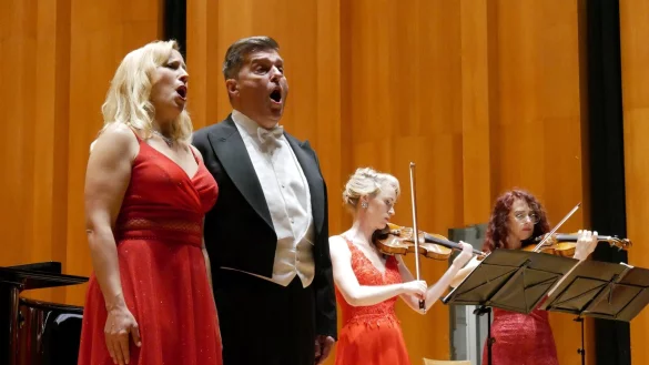 &bdquo;Schatz ich bitt dich, komm heut Nacht&ldquo; lautete der Titel des Abends mit Stefan Lex in der Konzerthalle. - &copy; Thomas Kr&uuml;gler