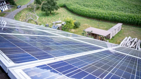 Gef&ouml;rdert wird eine neue Solaranlage, wenn auch eine neue Ladebox und ein neues E-Auto gekauft wird. Das schr&auml;nkt den Kreis der Beg&uuml;nstigten stark ein, kommentiert Bj&ouml;rn Hartmann. - &copy; Laura Ludwig