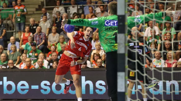 Samuel Zehnder vom TBV setzt sich durch. - &copy; Franziska Gora/Jan Huebner