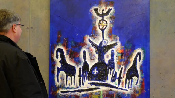 Hingucker: Abstrakter Realismus in satten, kr&auml;ftigen Farben. Werke von Thomas Pilz und Dilara Eren sind derzeit im Detmolder Sommertheater zu sehen. - &copy; Karen Hansmeier